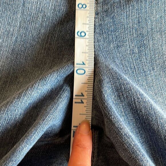 Gloria Vanderbilt Womens Amanda Jeans Denim Stretch Medium Wash Size 16 Short - Picture 10 of 11